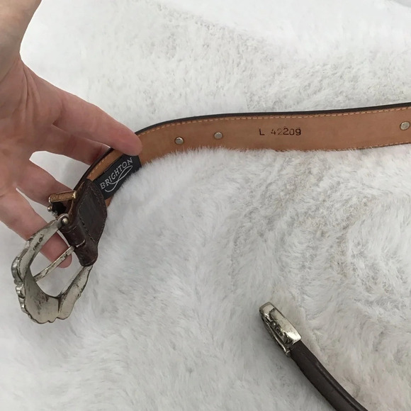 Vintage Brighton 42209 Brown leather Croc Embossed Belt Silver Buckle Size Small - Picture 6 of 6